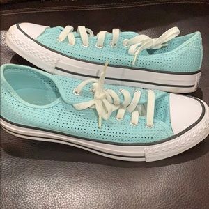 Converse shoes!!